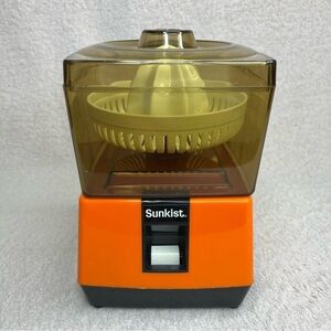 Vintage Sunkist Juice Extractor Juicer Battery Powered VTG Retro 80s Collectible